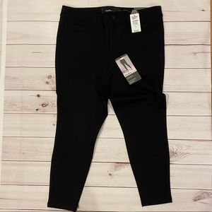 Torrid Ponte Stretch 5-Pocket Skinny Pant